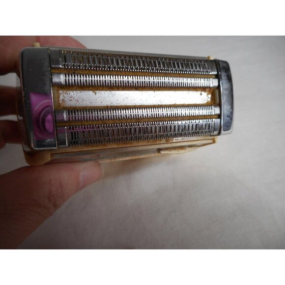 Vtg Schick Custom Comfort Control Electric Razor - Picture 7 of 8